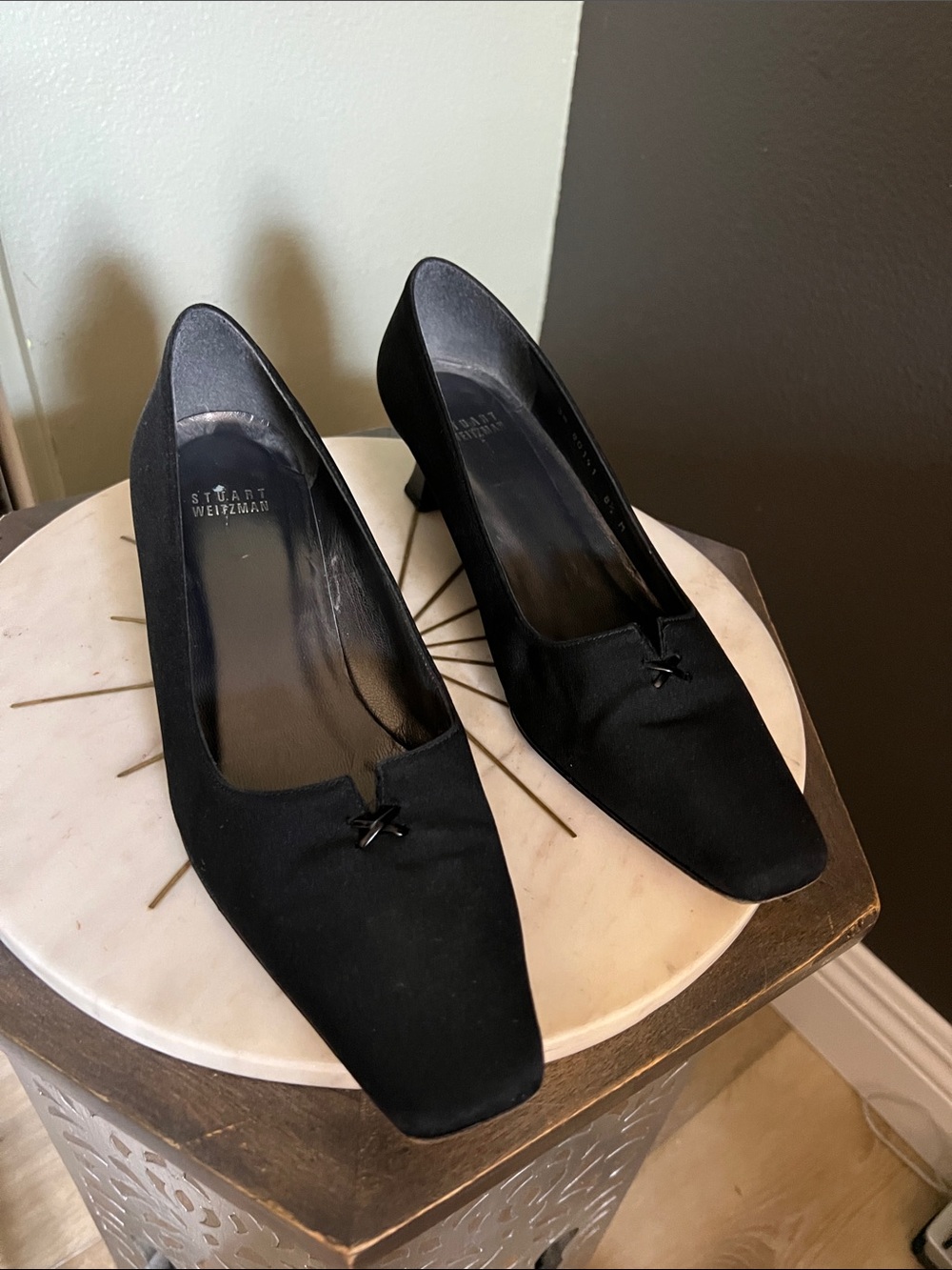 Stuart Weitzman, size 8.5, Black Satin Low Heel Pumps, UIGC